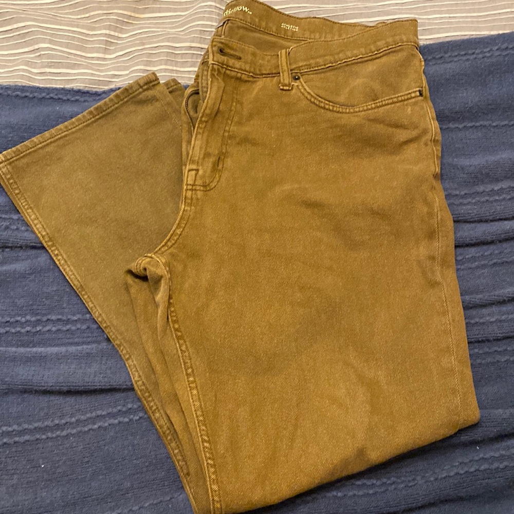 Goodfellow 40x30 Brown Denim, excellent used condition